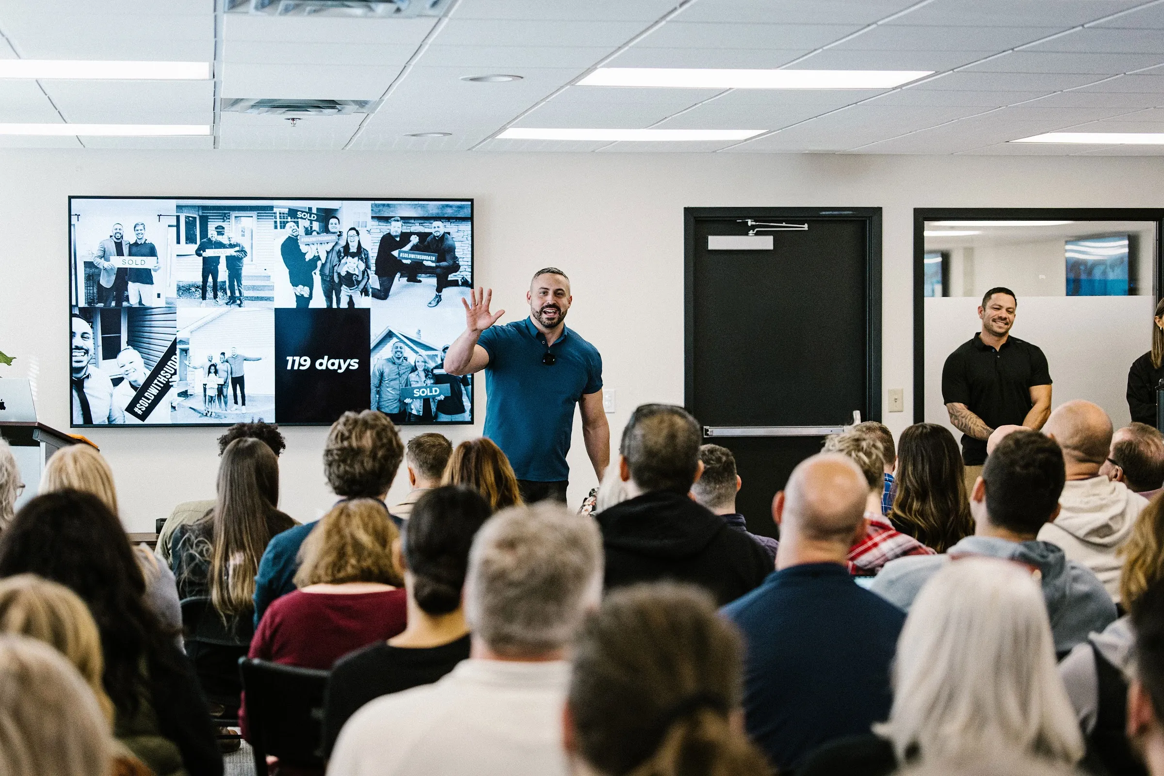 Blake Suddath leading a full training room